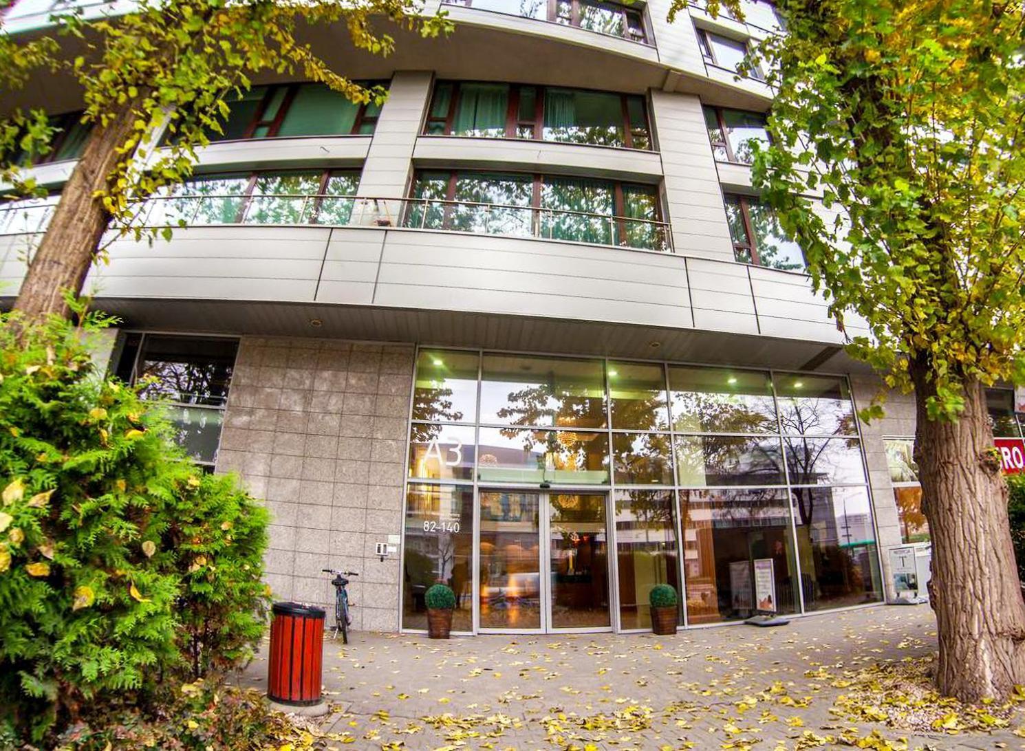 Triton Apartments Varşovia Exterior foto