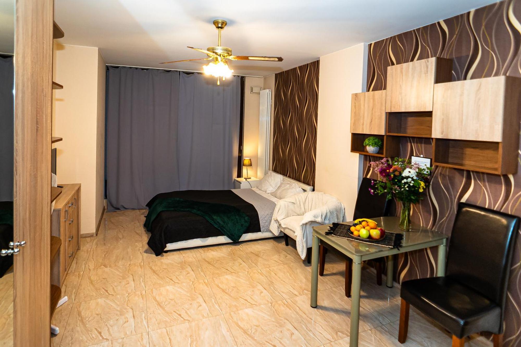 Triton Apartments Varşovia Exterior foto
